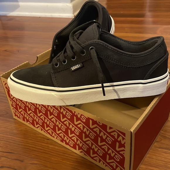 Vans Chukka Low Skate Shoes - Picture 7 of 7